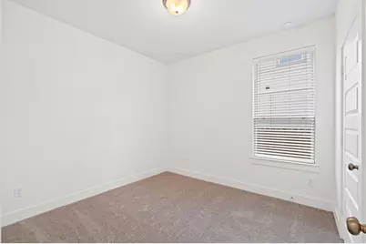 325 Mallorn Lane, Montgomery, TX 77316 - Photo 15