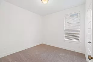 325 Mallorn Ln, Montgomery, TX 77316 - Photo 15