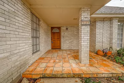 934 Goldfinch Avenue, Sugar Land, TX 77478 - Photo 5