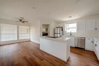 934 Goldfinch Avenue, Sugar Land, TX 77478 - Photo 19