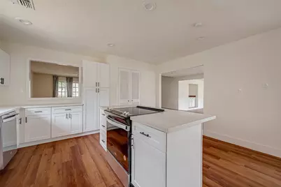 934 Goldfinch Avenue, Sugar Land, TX 77478 - Photo 21