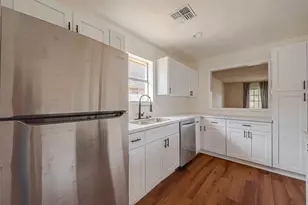 934 Goldfinch Ave, Sugar Land, TX 77478 - Photo 23