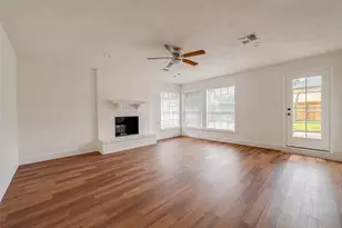 934 Goldfinch Ave, Sugar Land, TX 77478 - Photo 15