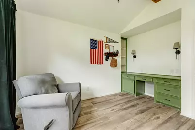 214 Zinnia Street, Lake Jackson, TX 77566 - Photo 23