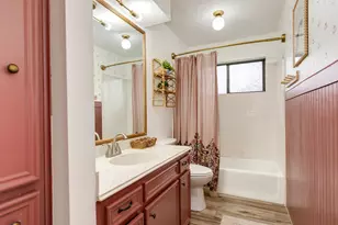 214 Zinnia St, Lake Jackson, TX 77566 - Photo 21