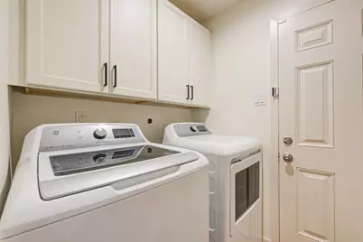 2507 Maple Tree Court, Stafford, TX 77477 - Photo 13
