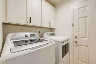 2507 Maple Tree Ct, Stafford, TX 77477 - Photo 13