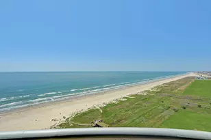 801 E Beach Dr, Galveston, TX 77550 - Photo 3