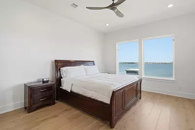 2002 Cove Park Drive, Kemah, TX 77565 - Photo 17