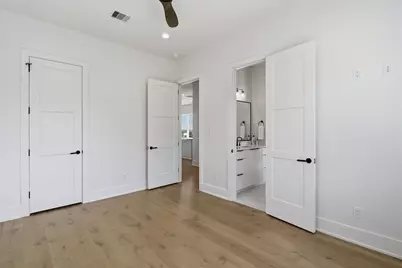 2002 Cove Park Drive, Kemah, TX 77565 - Photo 31