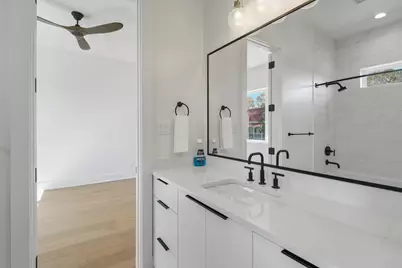 2002 Cove Park Drive, Kemah, TX 77565 - Photo 29