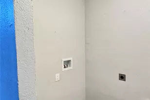 7718 Morley St, Houston, TX 77061 - Photo 39