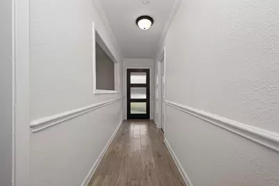 7718 Morley Street, Houston, TX 77061 - Photo 9