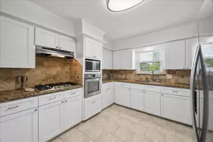 1801 Lazy Creek Ln, Pearland, TX 77581 - Photo 7