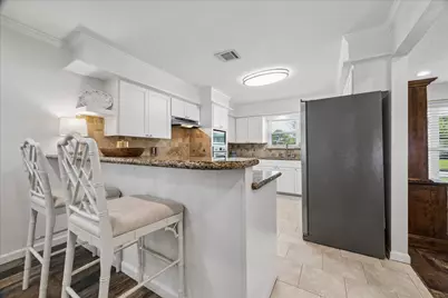 1801 Lazy Creek Lane, Pearland, TX 77581 - Photo 9