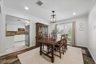1801 Lazy Creek Ln, Pearland, TX 77581 - Photo 5