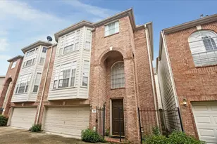 5213 Blossom St, Houston, TX 77007 - Photo 1