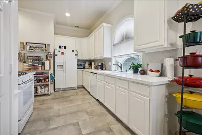5213 Blossom Street #A, Houston, TX 77007 - Photo 7