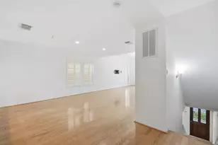 1714 W Webster St, Houston, TX 77019 - Photo 13