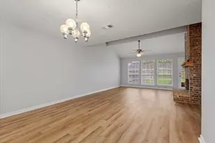 13909 Plantation Valley Dr, Houston, TX 77083 - Photo 5