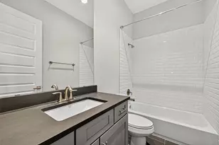 11012 Ave Malkenu Ave, Houston, TX 77043 - Photo 43