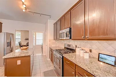 2015 Holly Glade Lane, Sugar Land, TX 77498 - Photo 9