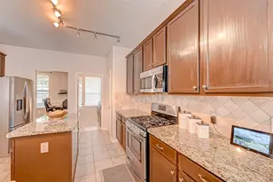 2015 Holly Glade Ln, Sugar Land, TX 77498 - Photo 9