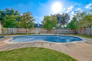 2015 Holly Glade Ln, Sugar Land, TX 77498 - Photo 29