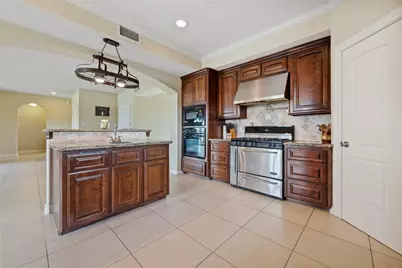 303 Winkler Street, Baytown, TX 77520 - Photo 17