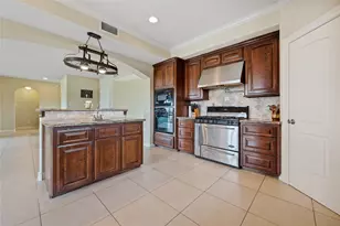 303 Winkler St, Baytown, TX 77520 - Photo 17