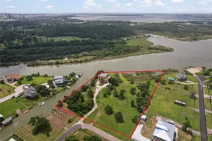 303 Winkler St, Baytown, TX 77520 - Photo 5