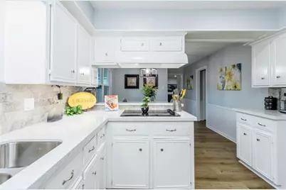 15614 Pebble Bend Drive, Houston, TX 77068 - Photo 11