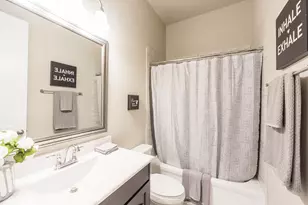 8710 Crossing Oak Ln, Missouri City, TX 77459 - Photo 23