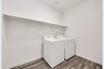 1902 Corsica Creek Lane, Rosharon, TX 77583 - Photo 11