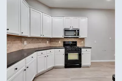 2310 Highland Crossing Drive, Conroe, TX 77304 - Photo 13