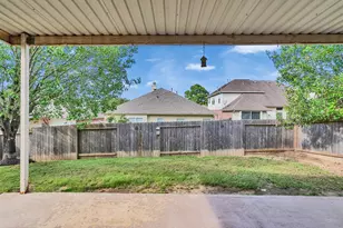 2310 Highland Crossing Dr, Conroe, TX 77304 - Photo 27