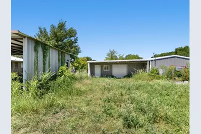 704 E Grand Street, Whitewright, TX 75491 - Photo 21