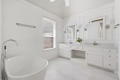 26 E Sterling Pond Circle, The Woodlands, TX 77382 - Photo 21