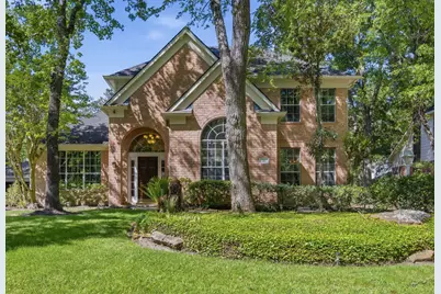 26 E Sterling Pond Circle, The Woodlands, TX 77382 - Photo 3