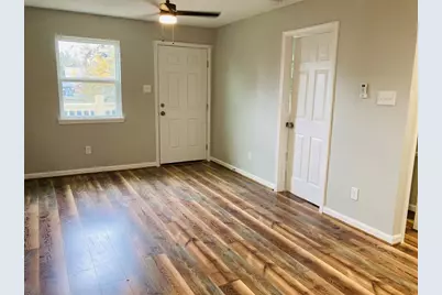 807 71st Street, Houston, TX 77011 - Photo 3