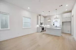 947 Blackshire Ln, Houston, TX 77055 - Photo 17