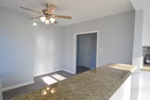 103 Cosmos St, Houston, TX 77009 - Photo 3