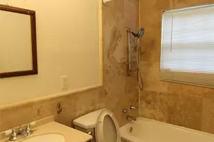 6630 Corbin St, Houston, TX 77055 - Photo 7
