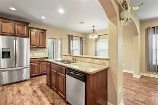 1012 Rosewood Ln, Angleton, TX 77515 - Photo 11