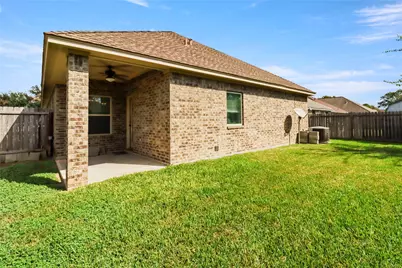 1012 Rosewood Lane, Angleton, TX 77515 - Photo 21