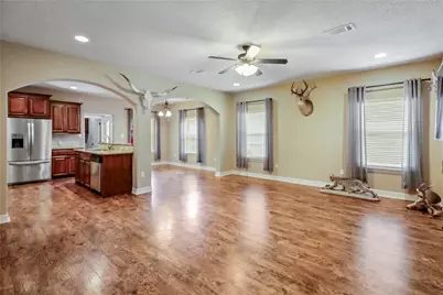 1012 Rosewood Lane, Angleton, TX 77515 - Photo 5