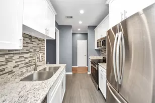 2874 Holly Hall St, Houston, TX 77054 - Photo 9