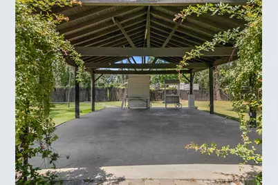 1302 Cherry Ln, Crosby, TX 77532 - Photo 33