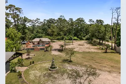 1302 Cherry Ln, Crosby, TX 77532 - Photo 11