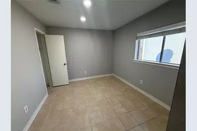 455 Oakdale Drive, Stafford, TX 77477 - Photo 7